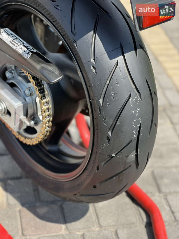 Мотоцикл Спорт-туризм Honda CB 600F Hornet 2001 в Буську