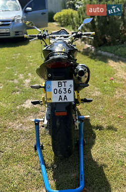 Мотоцикл Без обтекателей (Naked bike) Honda CB 600F Hornet 2006 в  фото 5 Мотоцикл Без обтекателей (Naked bike) Honda CB 600F Hornet 2006 в