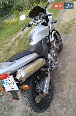 Мотоцикл Спорт-туризм Honda CB 600F Hornet 2002 в  фото 64 Мотоцикл Спорт-туризм Honda CB 600F Hornet 2002 в