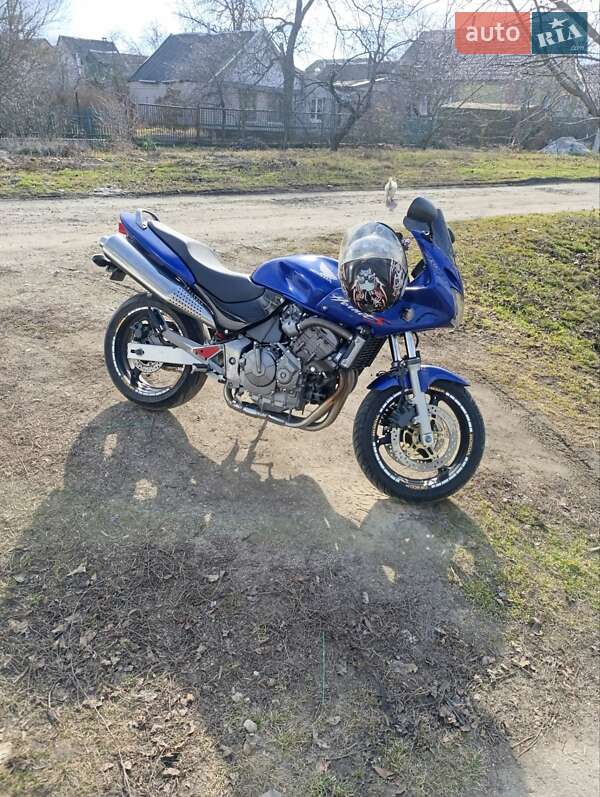 Мотоцикл Спорт-туризм Honda CB 600F Hornet 2002 в 