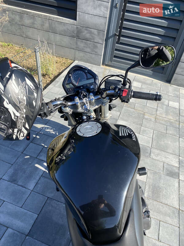 Мотоцикл Без обтікачів (Naked bike) Honda CB 600F Hornet 2007 в Києві фото 3 Мотоцикл Без обтікачів (Naked bike) Honda CB 600F Hornet 2007 в Києві