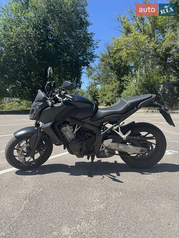 Мотоцикл Без обтікачів (Naked bike) Honda CB 650F 2015 в Києві