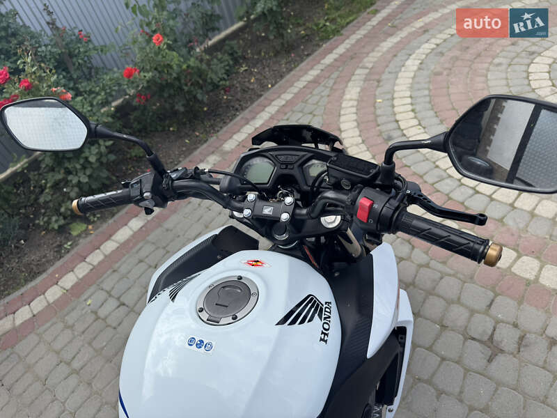 Мотоцикл Без обтекателей (Naked bike) Honda CB 650F 2015 в Хотине