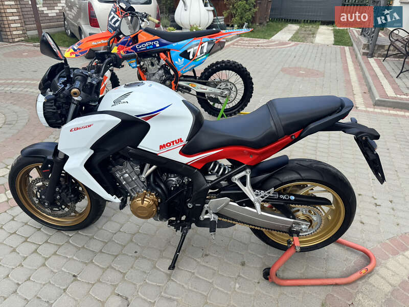Мотоцикл Без обтекателей (Naked bike) Honda CB 650F 2015 в Хотине