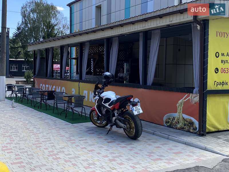 Грузовые мотороллеры, мотоциклы, скутеры, мопеды Honda CB 650F 2014 в Зеленодольской фото 3 Грузовые мотороллеры, мотоциклы, скутеры, мопеды Honda CB 650F 2014 в Зеленодольской