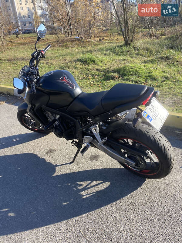 Мотоцикл Без обтікачів (Naked bike) Honda CB 650F 2015 в Києві фото 9 Мотоцикл Без обтікачів (Naked bike) Honda CB 650F 2015 в Києві