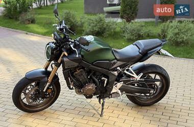 Мотоцикл Без обтекателей (Naked bike) Honda CB 650R 2024 в 