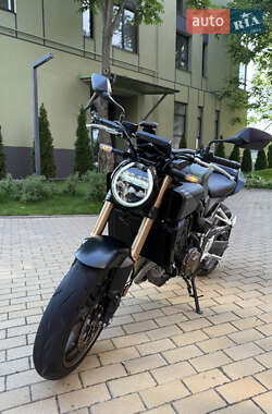 Мотоцикл Без обтекателей (Naked bike) Honda CB 650R 2024 в 