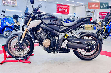 Спортбайк Honda CB 650R 2019 в 