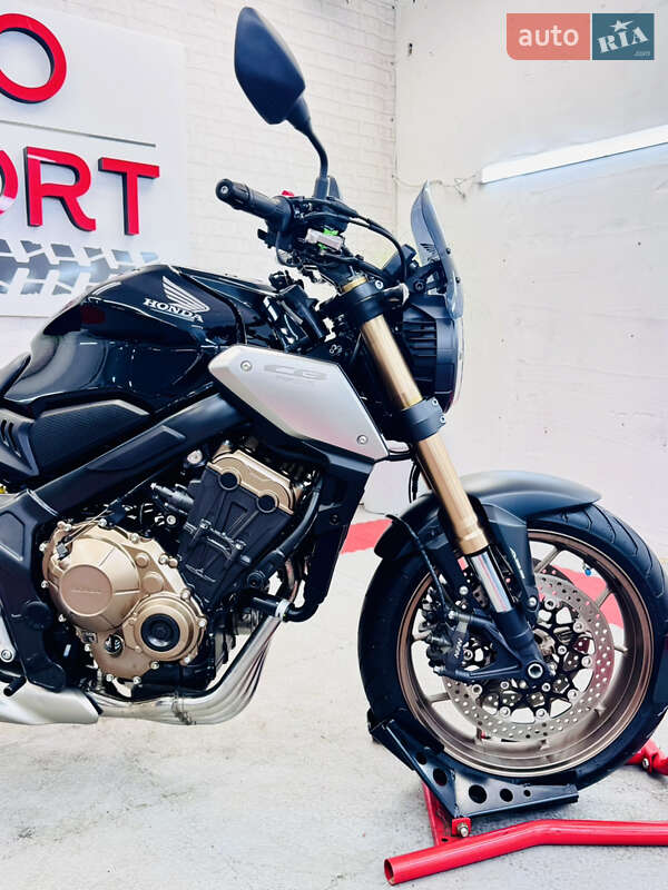 Спортбайк Honda CB 650R 2019 в Одессе