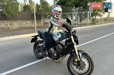 Мотоцикл Без обтекателей (Naked bike) Honda CB 650R 2024 в 