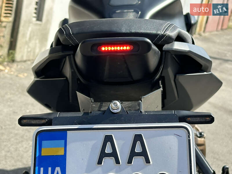 Мотоцикл Без обтекателей (Naked bike) Honda CB 650R 2020 в Киеве