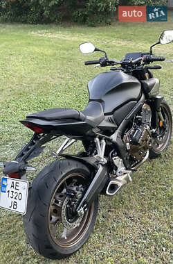 Мотоцикл Без обтекателей (Naked bike) Honda CB 650R 2024 в 