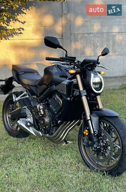 Мотоцикл Без обтекателей (Naked bike) Honda CB 650R 2024 в Днепре