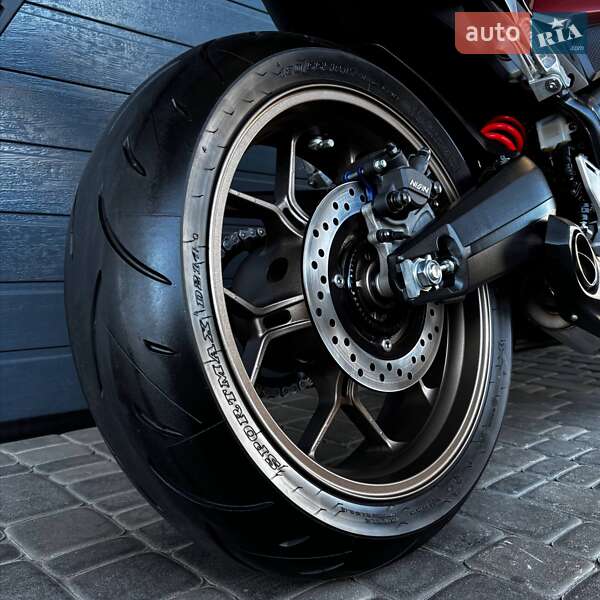 Мотоцикл Без обтекателей (Naked bike) Honda CB 650R 2023 в Белой Церкви фото 8 Мотоцикл Без обтекателей (Naked bike) Honda CB 650R 2023 в Белой Церкви