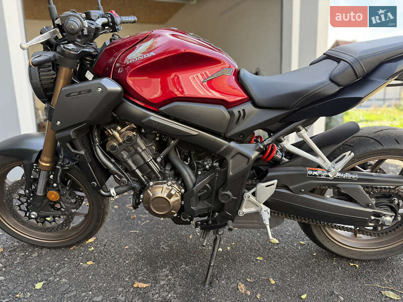 Мотоцикл Без обтекателей (Naked bike) Honda CB 650R 2023 в Кривом Роге