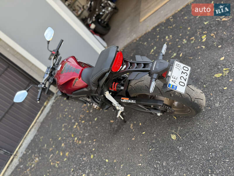 Мотоцикл Без обтекателей (Naked bike) Honda CB 650R 2023 в Кривом Роге