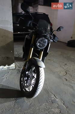 Мотоцикл Без обтекателей (Naked bike) Honda CB 650R 2020 в 