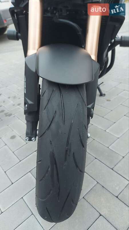 Мотоцикл Без обтекателей (Naked bike) Honda CB 650R 2021 в Виннице фото 15 Мотоцикл Без обтекателей (Naked bike) Honda CB 650R 2021 в Виннице