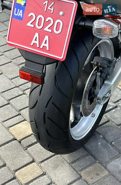 Мотоцикл Без обтекателей (Naked bike) Honda CB 900F Hornet 2002 в 