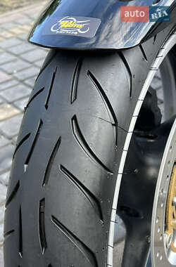 Мотоцикл Без обтекателей (Naked bike) Honda CB 900F Hornet 2002 в 