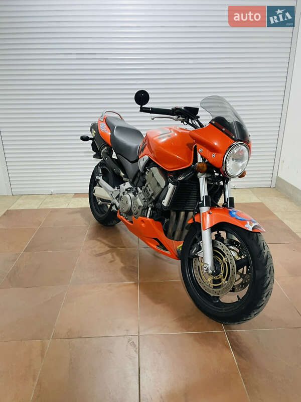 Honda CB 900F Hornet 2002
