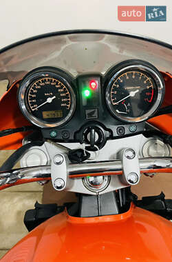 Мотоцикл Без обтікачів (Naked bike) Honda CB 900F Hornet 2002 в 