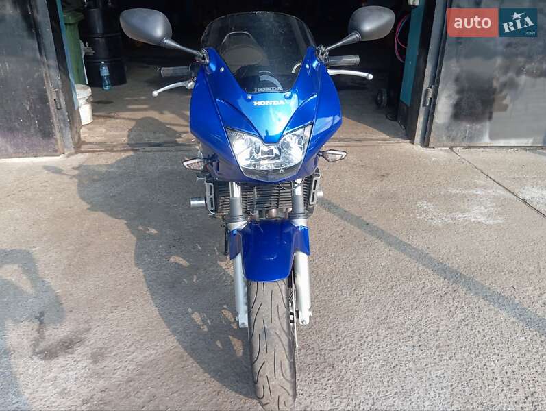 Мотоцикл Без обтікачів (Naked bike) Honda CB 900F Hornet 2001 в Калинівці