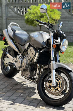 Мотоцикл Без обтекателей (Naked bike) Honda CB 900F Hornet 2003 в 