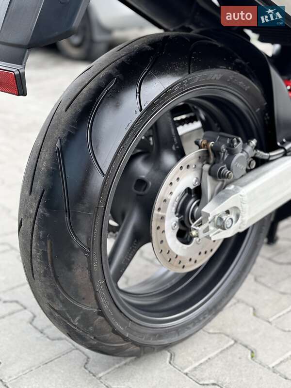 Мотоцикл Без обтекателей (Naked bike) Honda CB 900F Hornet 2002 в Ровно фото 19 Мотоцикл Без обтекателей (Naked bike) Honda CB 900F Hornet 2002 в Ровно