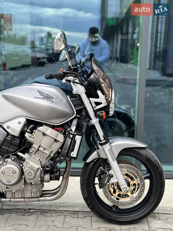 Мотоцикл Без обтекателей (Naked bike) Honda CB 900F Hornet 2002 в Ровно фото 24 Мотоцикл Без обтекателей (Naked bike) Honda CB 900F Hornet 2002 в Ровно