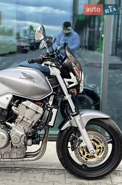 Мотоцикл Без обтекателей (Naked bike) Honda CB 900F Hornet 2002 в 