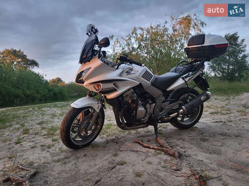 Мотоцикл Классик Honda CBF 1000 2009 в Киеве