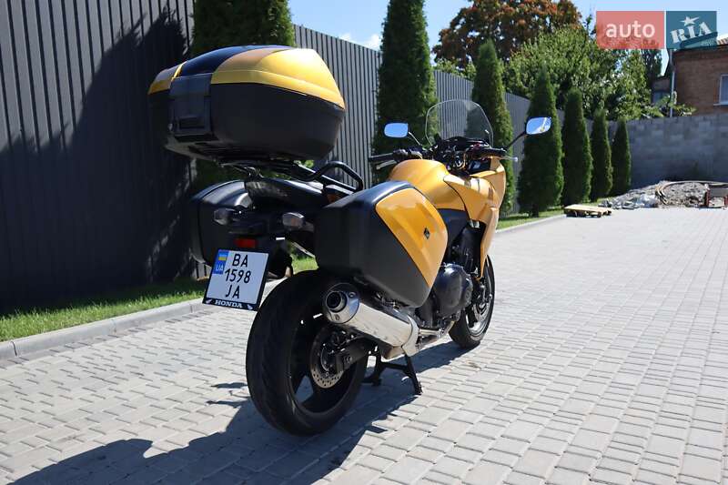 Мотоцикл Спорт-туризм Honda CBF 1000 2010 в Кропивницком