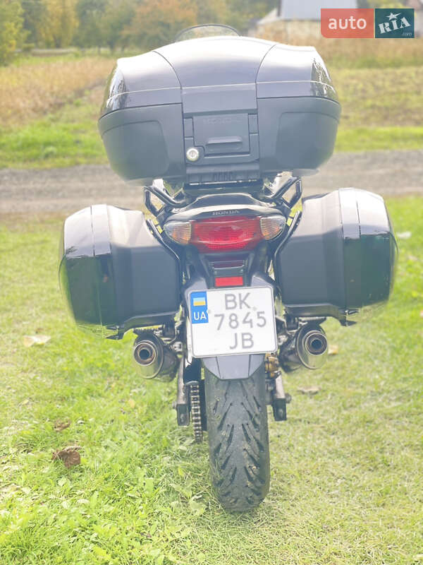 Мотоцикл Спорт-туризм Honda CBF 1000A 2009 в Млиніві фото 3 Мотоцикл Спорт-туризм Honda CBF 1000A 2009 в Млиніві