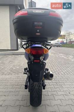 Мотоцикл Без обтекателей (Naked bike) Honda CBF 500 2005 в 