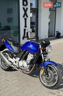Мотоцикл Без обтекателей (Naked bike) Honda CBF 500 2007 в 