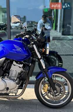 Мотоцикл Без обтекателей (Naked bike) Honda CBF 500 2007 в 