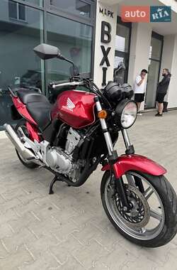 Мотоцикл Без обтекателей (Naked bike) Honda CBF 500 2005 в 