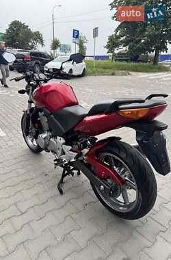 Мотоцикл Без обтекателей (Naked bike) Honda CBF 500 2005 в 