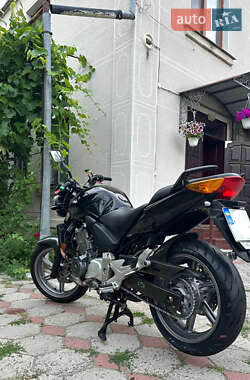 Мотоцикл Спорт-туризм Honda CBF 500 2006 в 