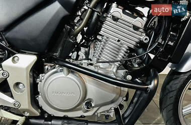 Мотоцикл Без обтекателей (Naked bike) Honda CBF 500 2006 в 