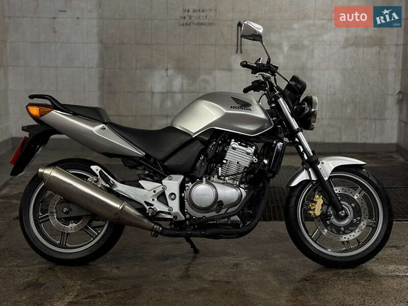 Мотоцикл Без обтікачів (Naked bike) Honda CBF 500 2004 в 