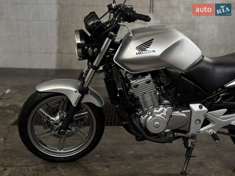 Мотоцикл Без обтекателей (Naked bike) Honda CBF 500 2004 в Ровно