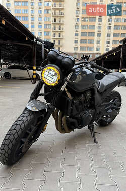 Мотоцикл Кастом Honda CBF 600 2005 в 