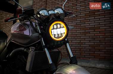 Мотоцикл Без обтекателей (Naked bike) Honda CBF 600N 2005 в 