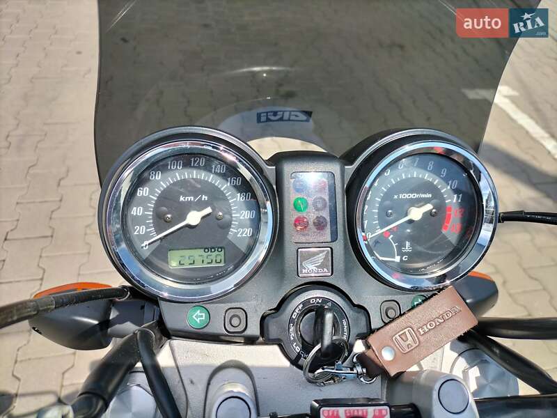 Мотоцикл Классик Honda CBF 600N 2004 в Киеве