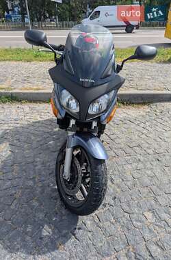 Мотоцикл Спорт-туризм Honda CBF 600N 2004 в 