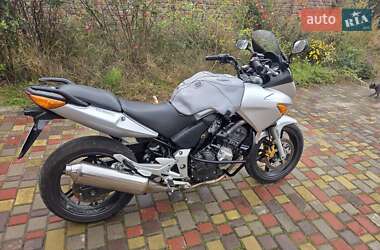 Мотоцикл Спорт-туризм Honda CBF 600N 2004 в  фото 4 Мотоцикл Спорт-туризм Honda CBF 600N 2004 в