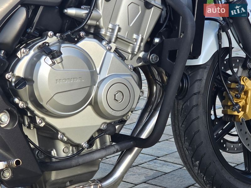 Мотоцикл Без обтекателей (Naked bike) Honda CBF 600NА 2010 в Ровно фото 35 Мотоцикл Без обтекателей (Naked bike) Honda CBF 600NА 2010 в Ровно